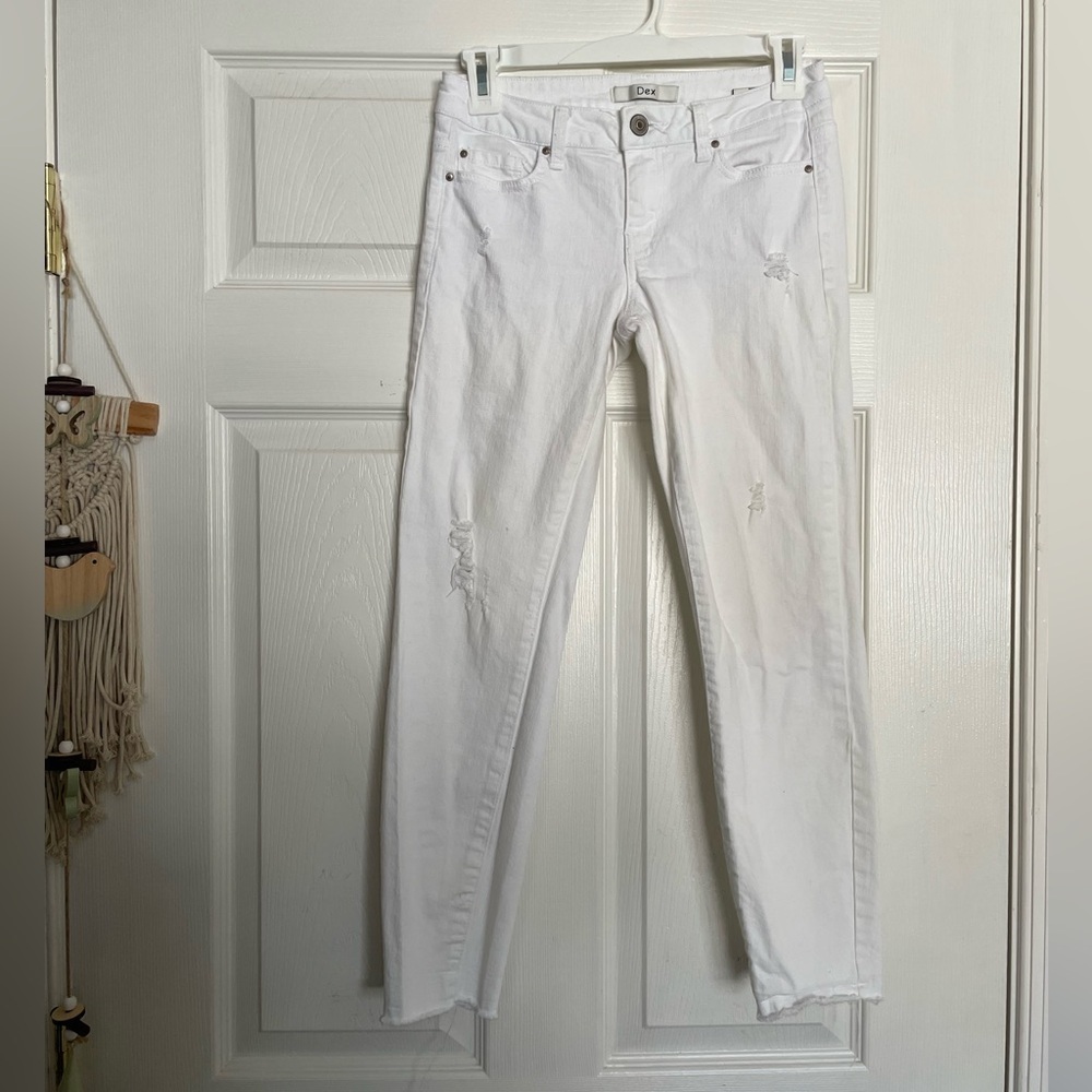 Dex Women's White Distressed Skinny Jeans size 24 Cotton Mix